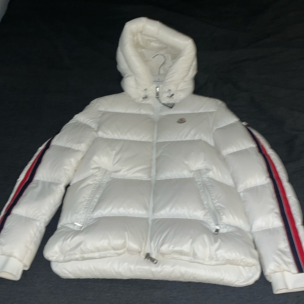 MONTCLER jacket all white.